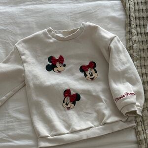 H&M Cream Sweatshirt with Minnie Mouse Design